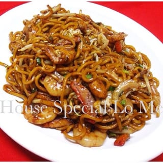 House Special Lo Mein